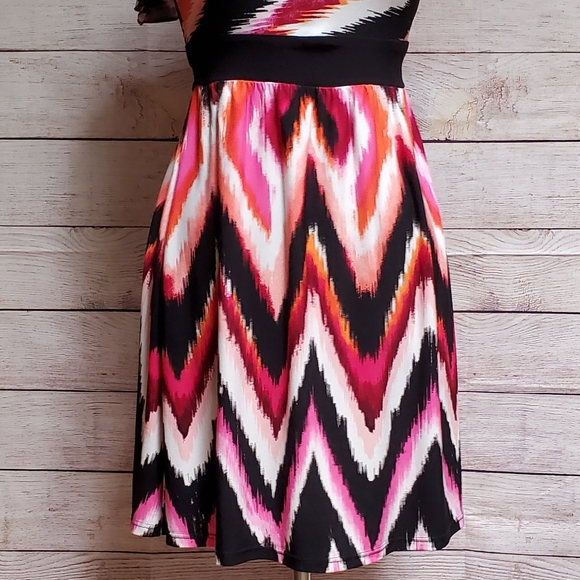 Summer Dress One Shoulder Dress by Wrapper Stretchy Flowy - Picture 5 of 11